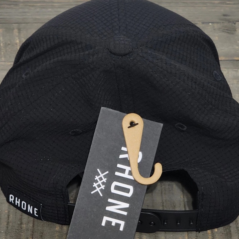 *NWT* Rhone XXX Change Up Cap Adult Black Adjustable Strapback Performance Hat - Picture 5 of 7